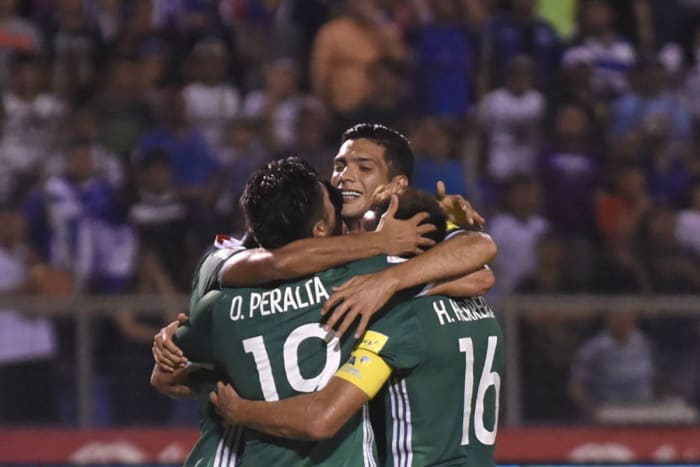 fbl-wc-2018-hon-mex-5b0feec0f7b09d2cba000035.jpg